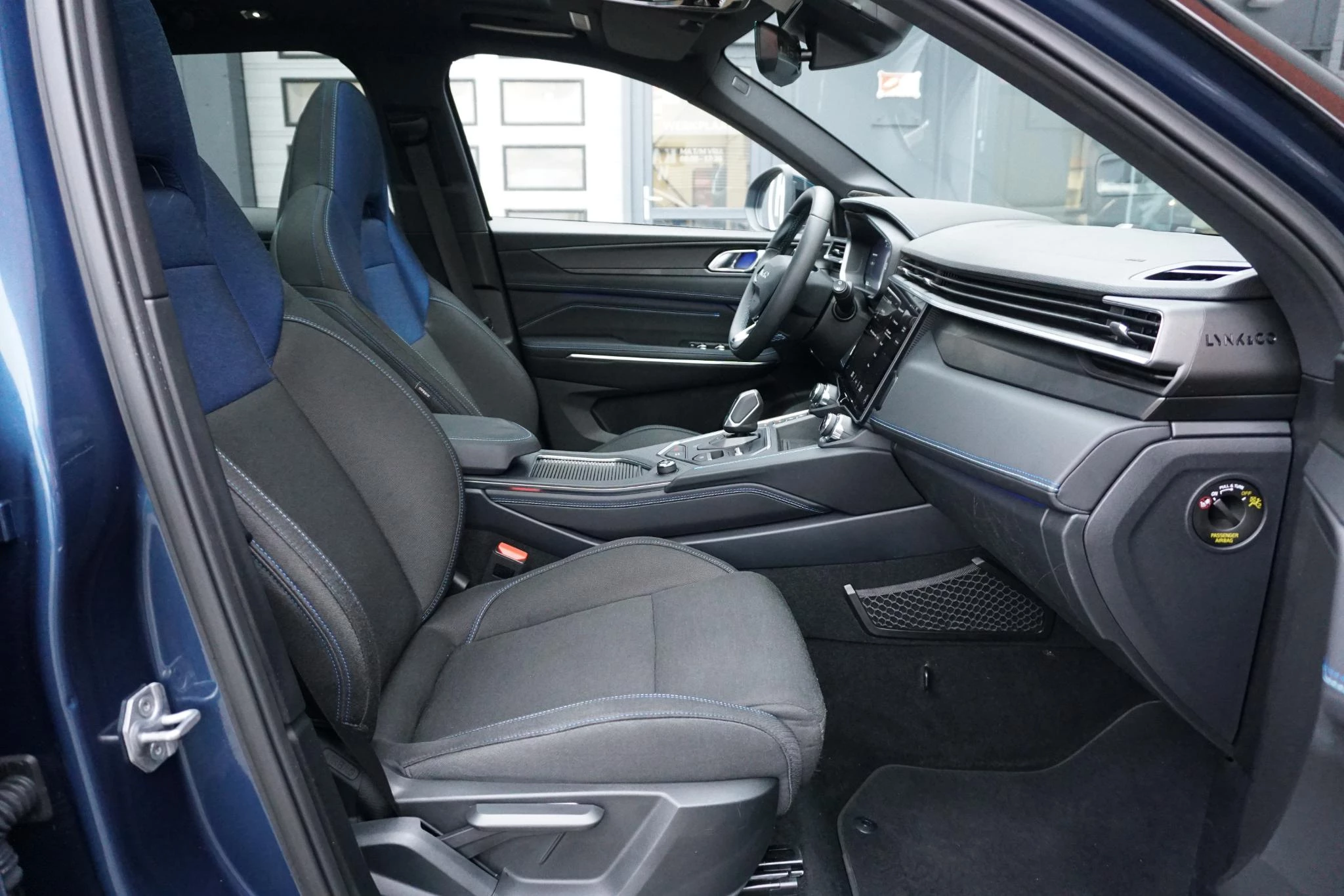 Hoofdafbeelding Lynk & Co 01