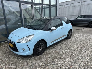 Hoofdafbeelding Citroën DS3 Citroen DS3 1.6 e-HDi So Chic Nette Auto