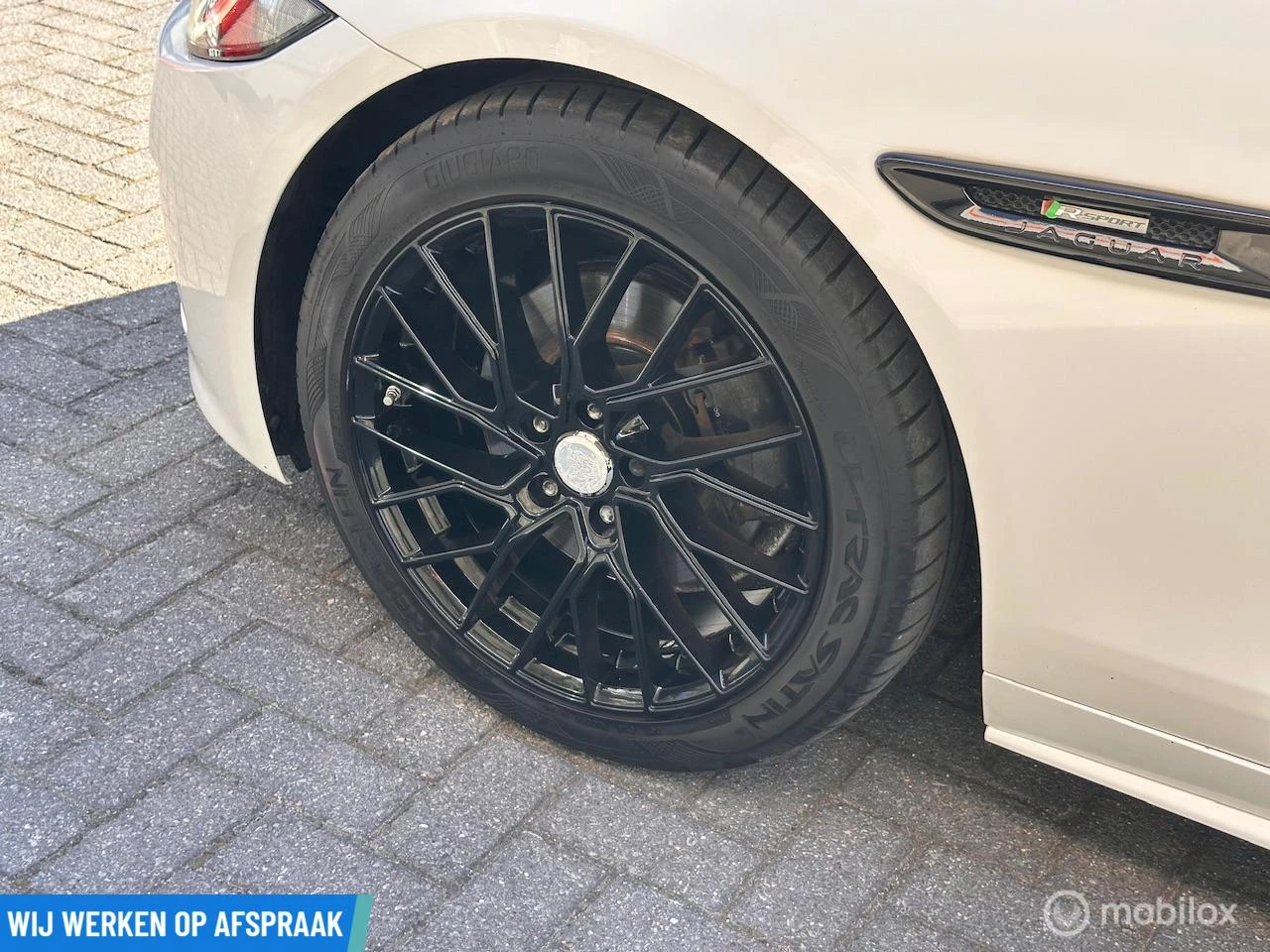 Hoofdafbeelding Jaguar XE