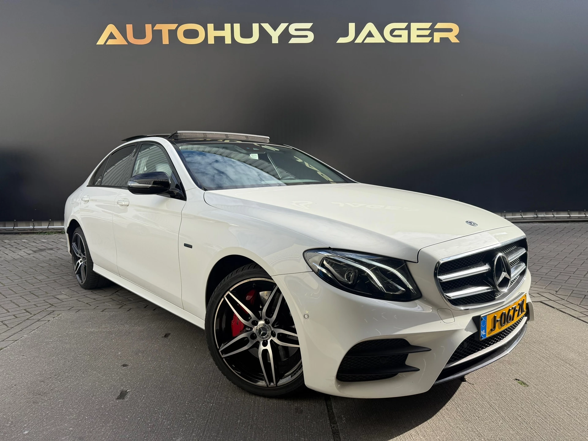 Hoofdafbeelding Mercedes-Benz E-Klasse