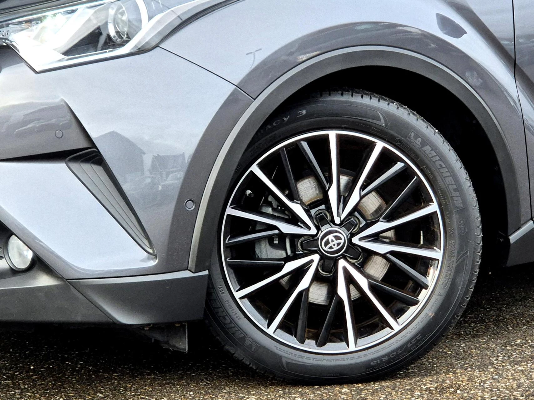 Hoofdafbeelding Toyota C-HR