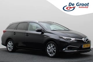 Toyota Auris Touring Sports 1.8 Hybrid Executive Automaat LED, Camera, Panoramadak, Keyless, Navigatie, Cruise, DAB, Trekhaak