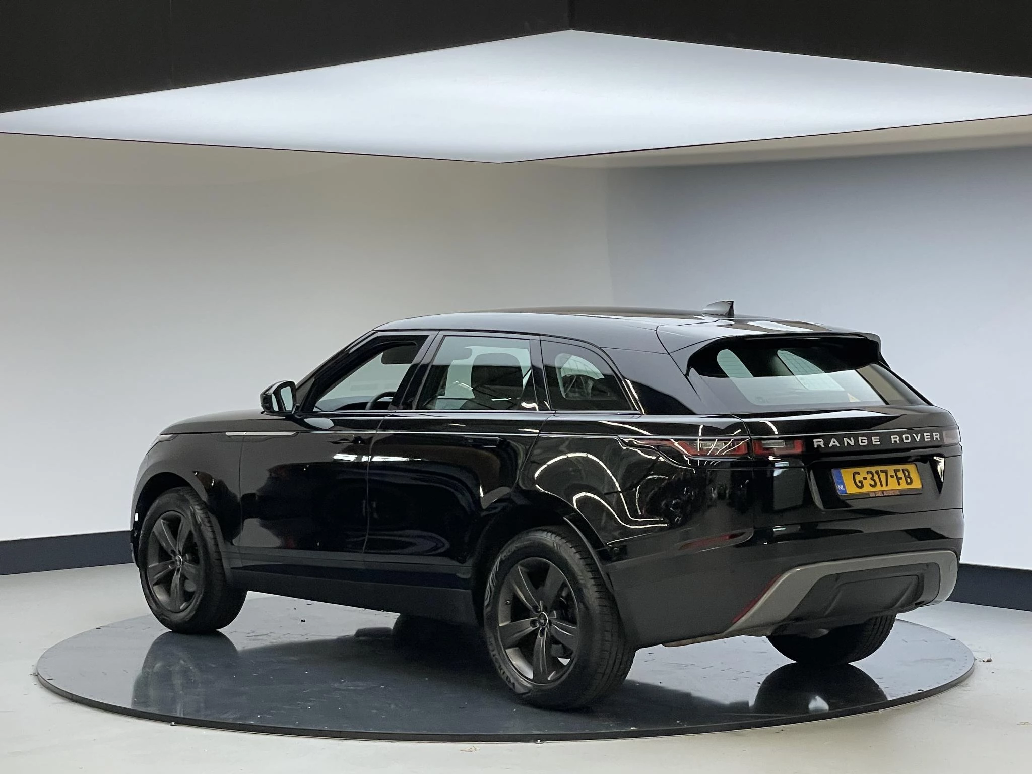 Hoofdafbeelding Land Rover Range Rover Velar