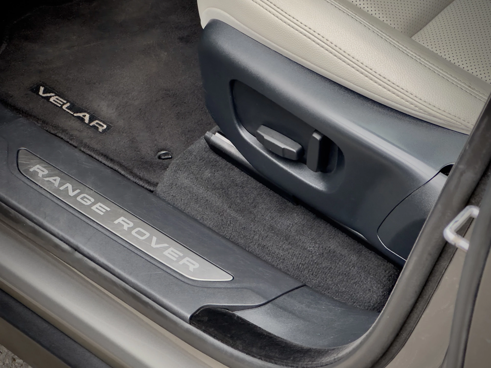 Hoofdafbeelding Land Rover Range Rover Velar