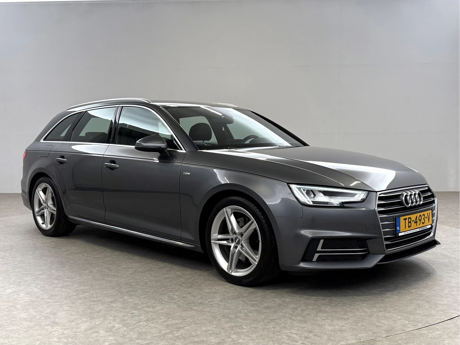 Hoofdafbeelding Audi A4