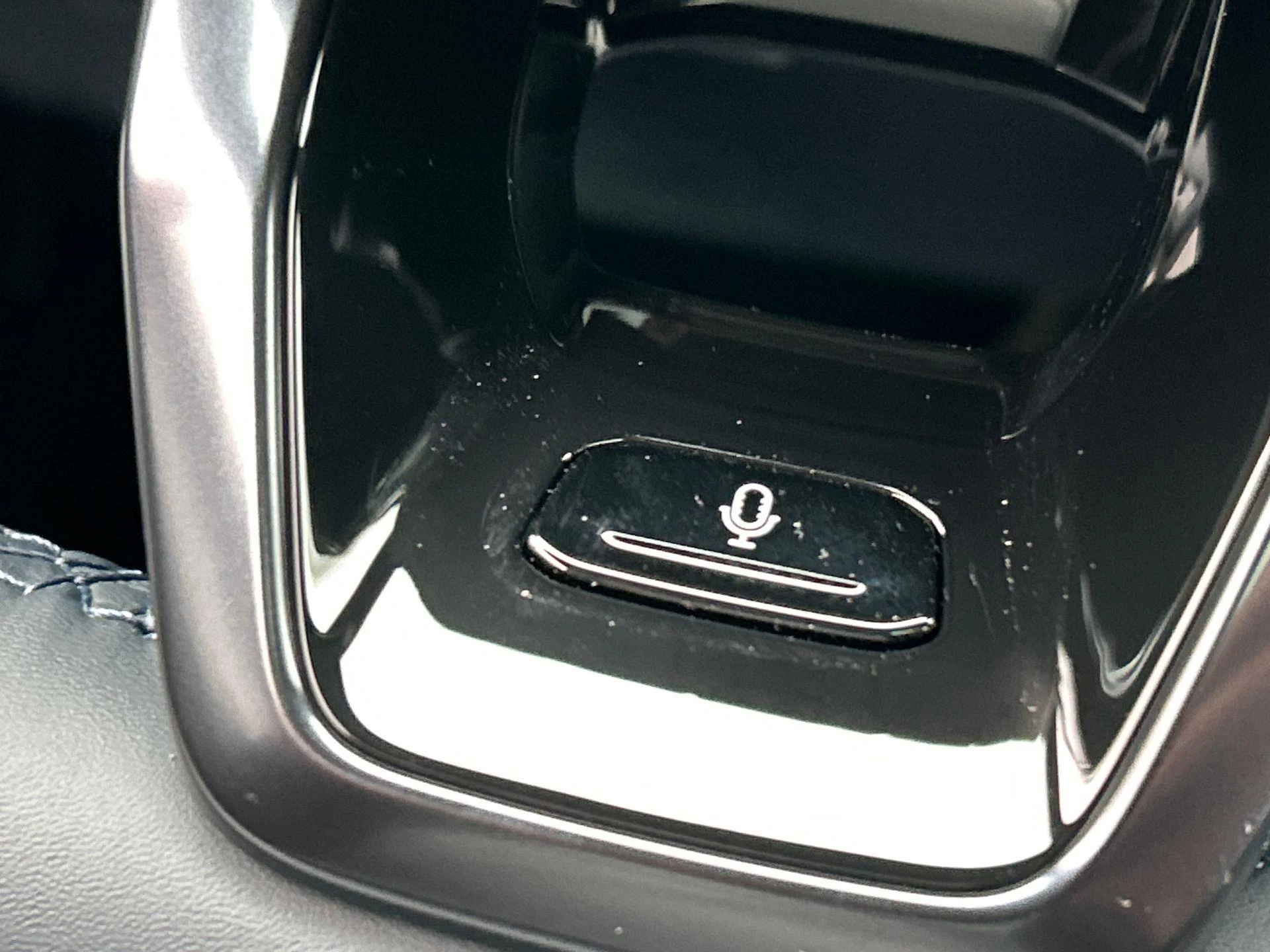 Hoofdafbeelding Lynk & Co 08