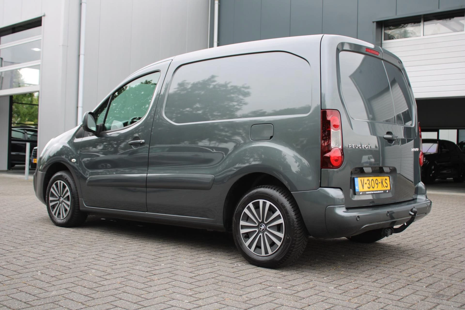 Hoofdafbeelding Peugeot Partner
