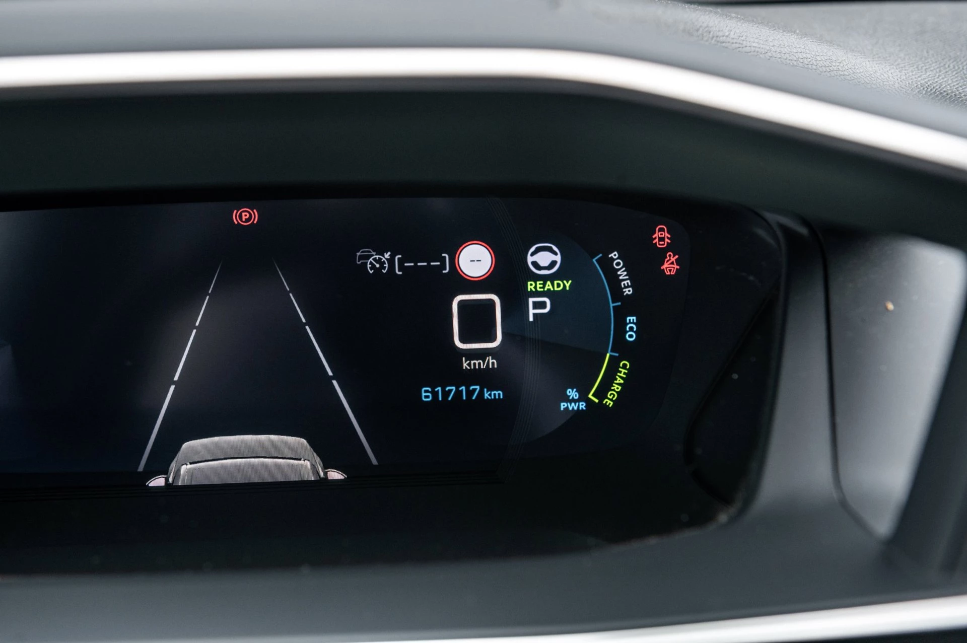 Hoofdafbeelding Peugeot e-2008