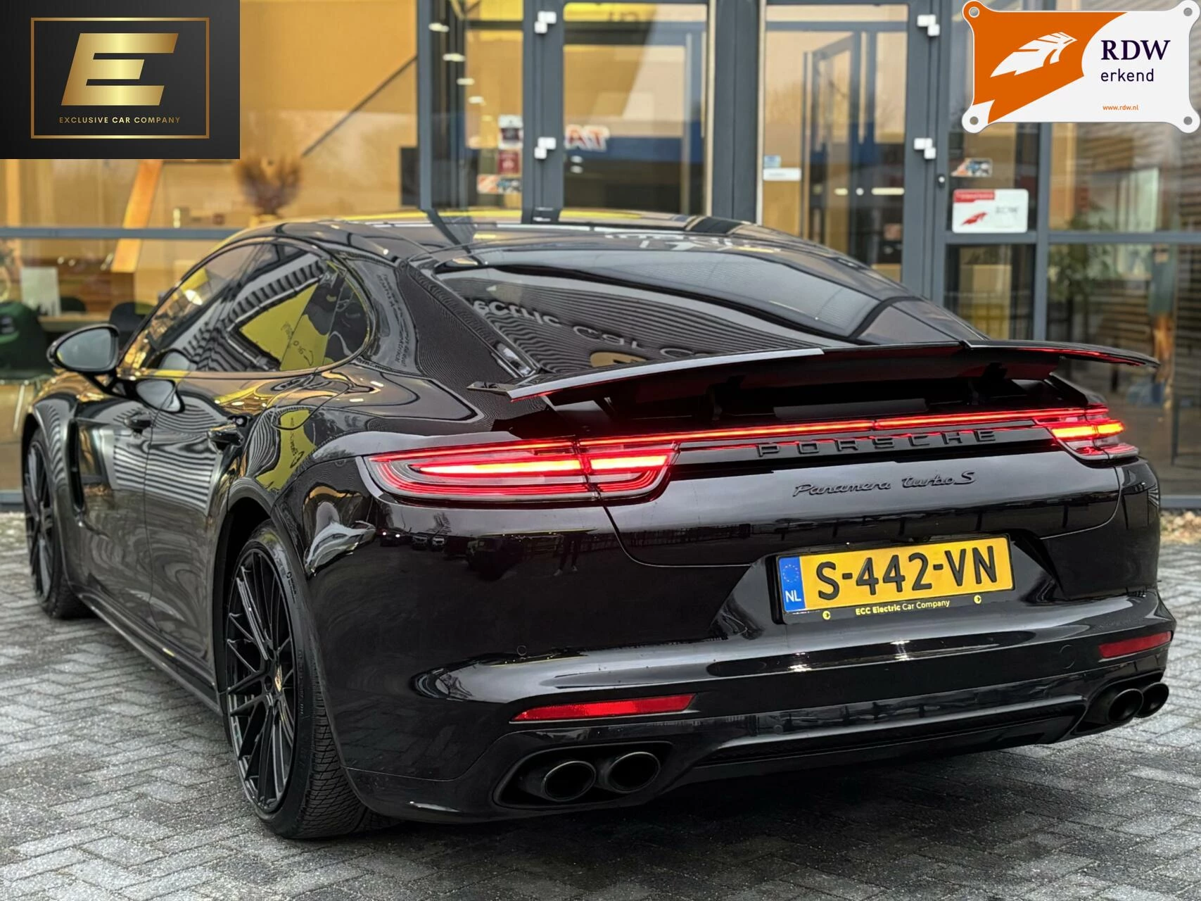 Hoofdafbeelding Porsche Panamera