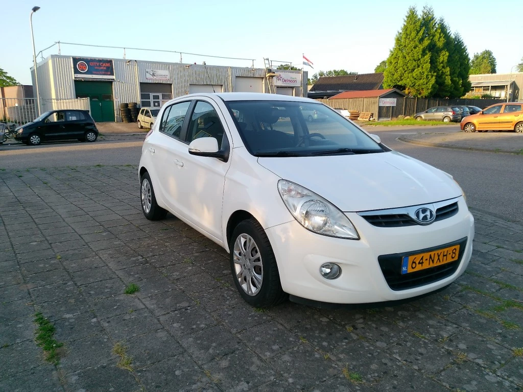 Hoofdafbeelding Hyundai i20