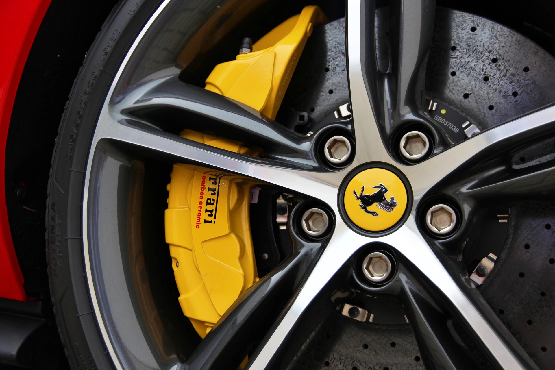 Hoofdafbeelding Ferrari 296