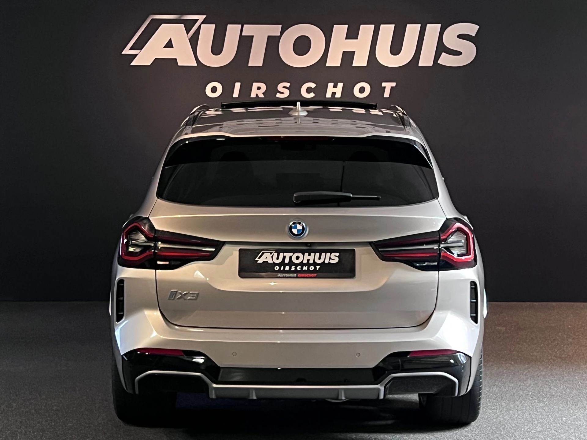 Hoofdafbeelding BMW iX3