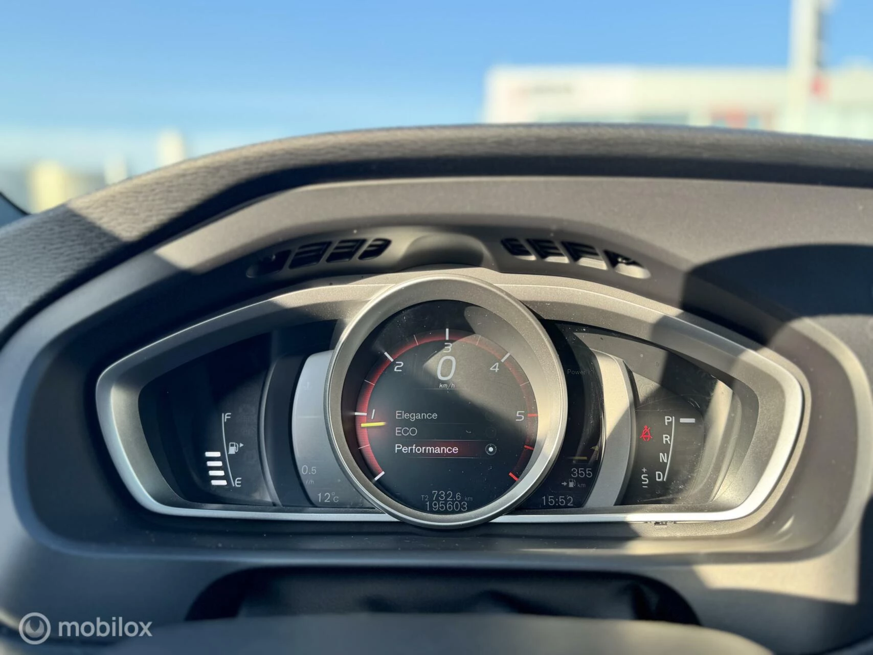 Hoofdafbeelding Volvo V40