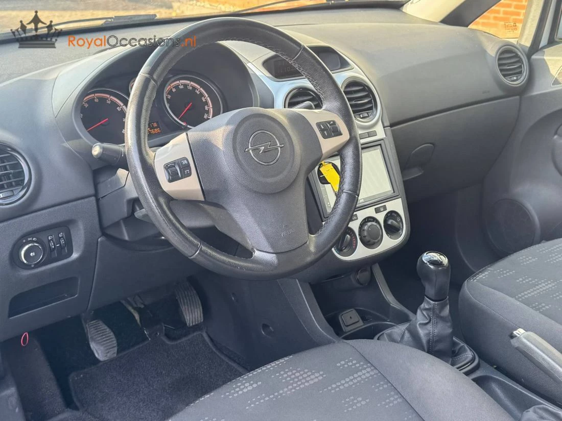 Hoofdafbeelding Opel Corsa