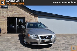 Hoofdafbeelding Volvo V70 Volvo V70 2.0F MOMENTUM, Leder, Cruise, AUT