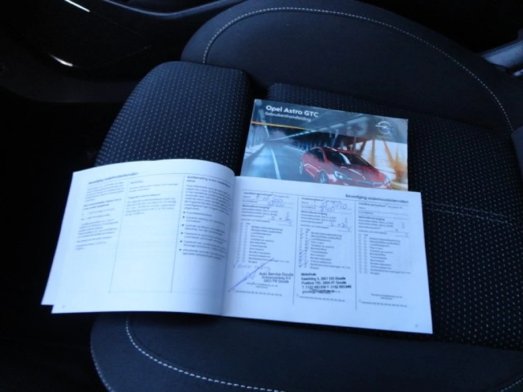 Hoofdafbeelding Opel Astra