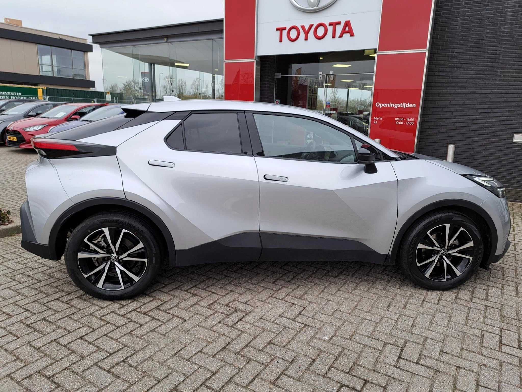Hoofdafbeelding Toyota C-HR