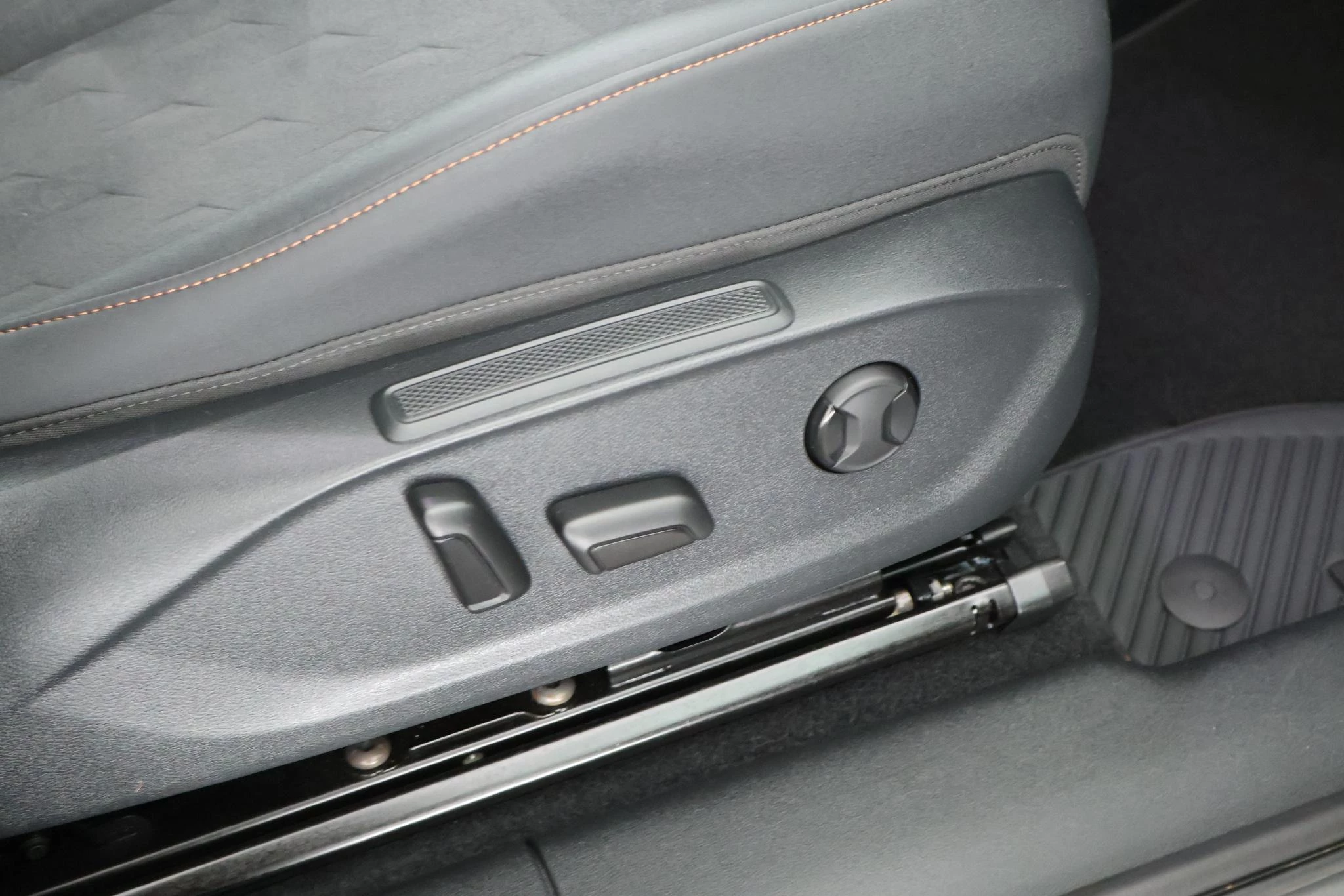 Hoofdafbeelding CUPRA Terramar