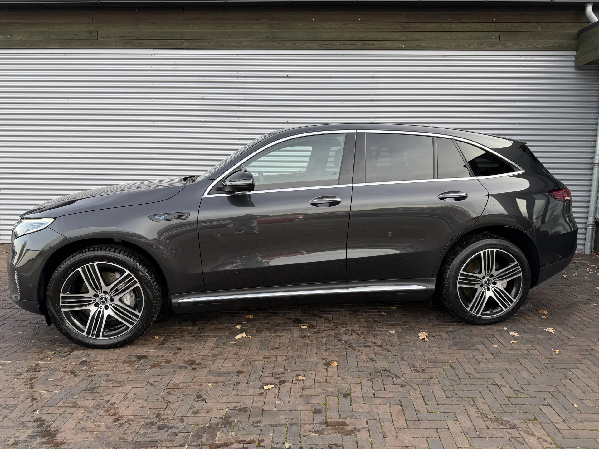 Hoofdafbeelding Mercedes-Benz EQC