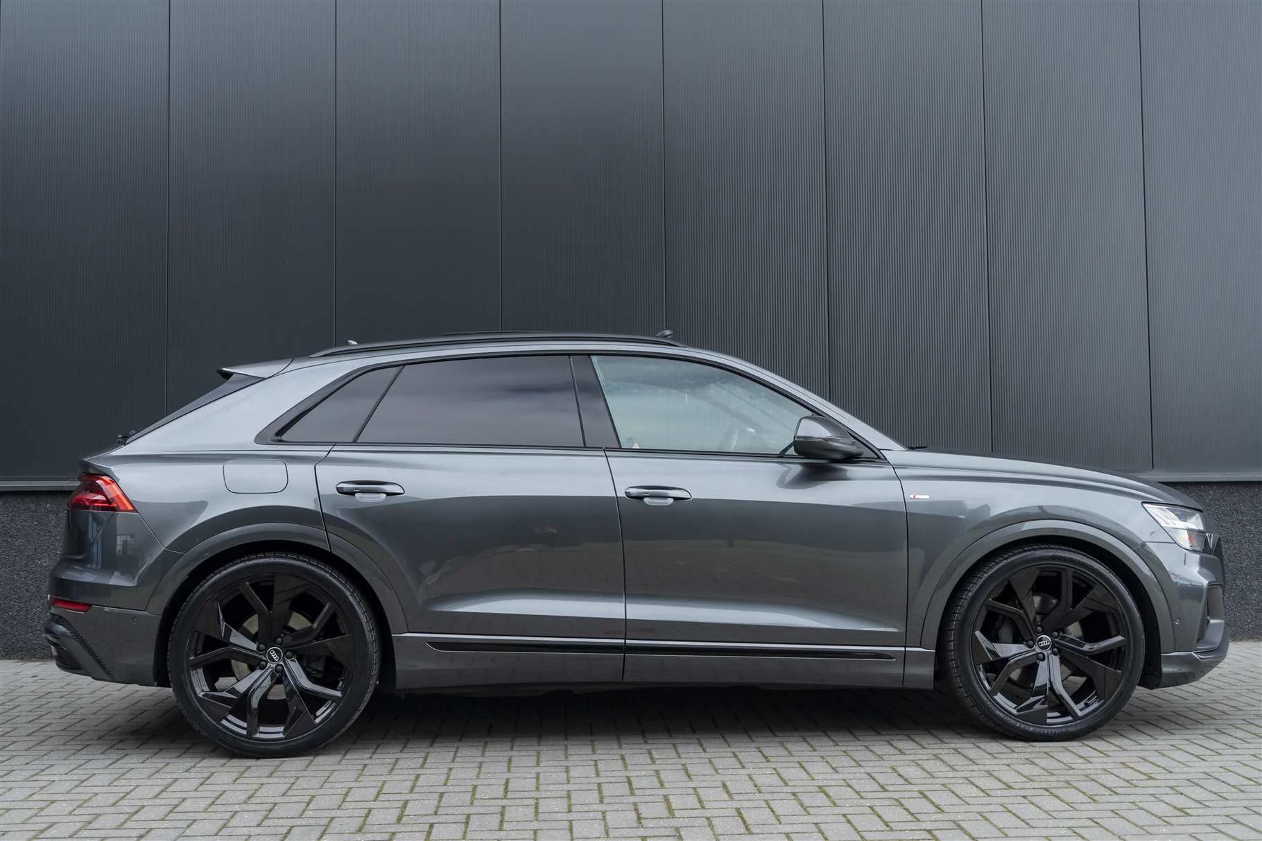 Hoofdafbeelding Audi Q8