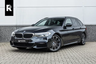 BMW 5 Serie Touring 520i High Executive M-Sport Leder dashboard / Pano / Individual / Camera / 19inch