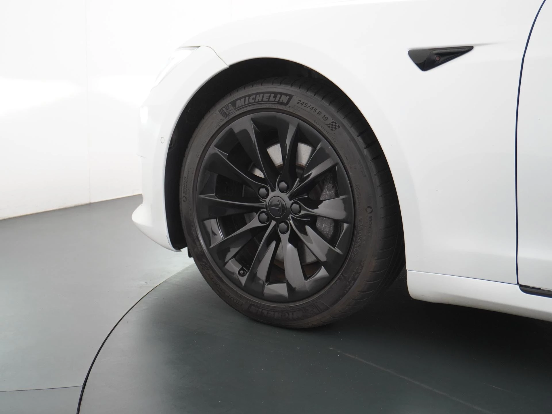 Hoofdafbeelding Tesla Model S