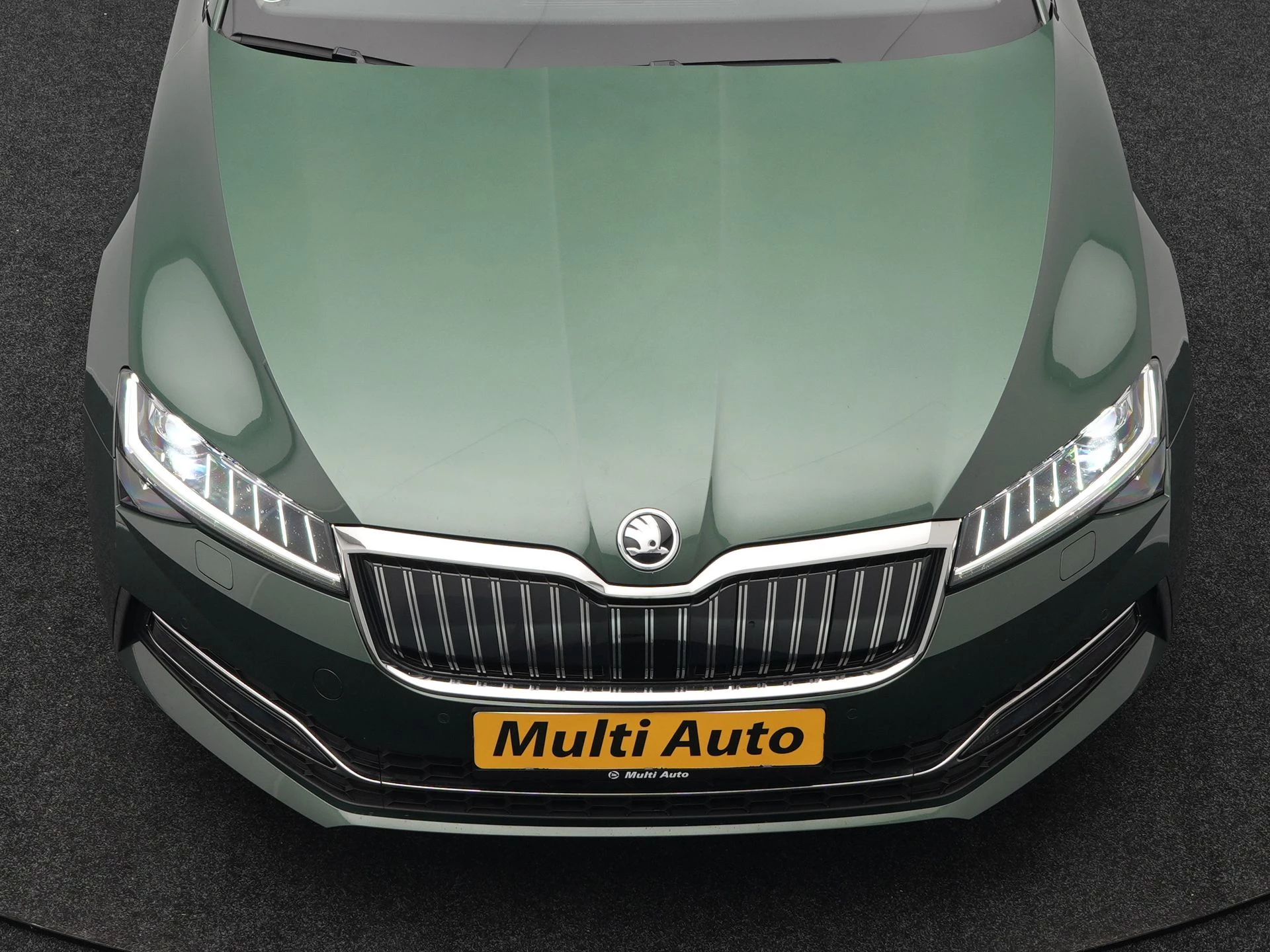 Hoofdafbeelding Škoda Superb