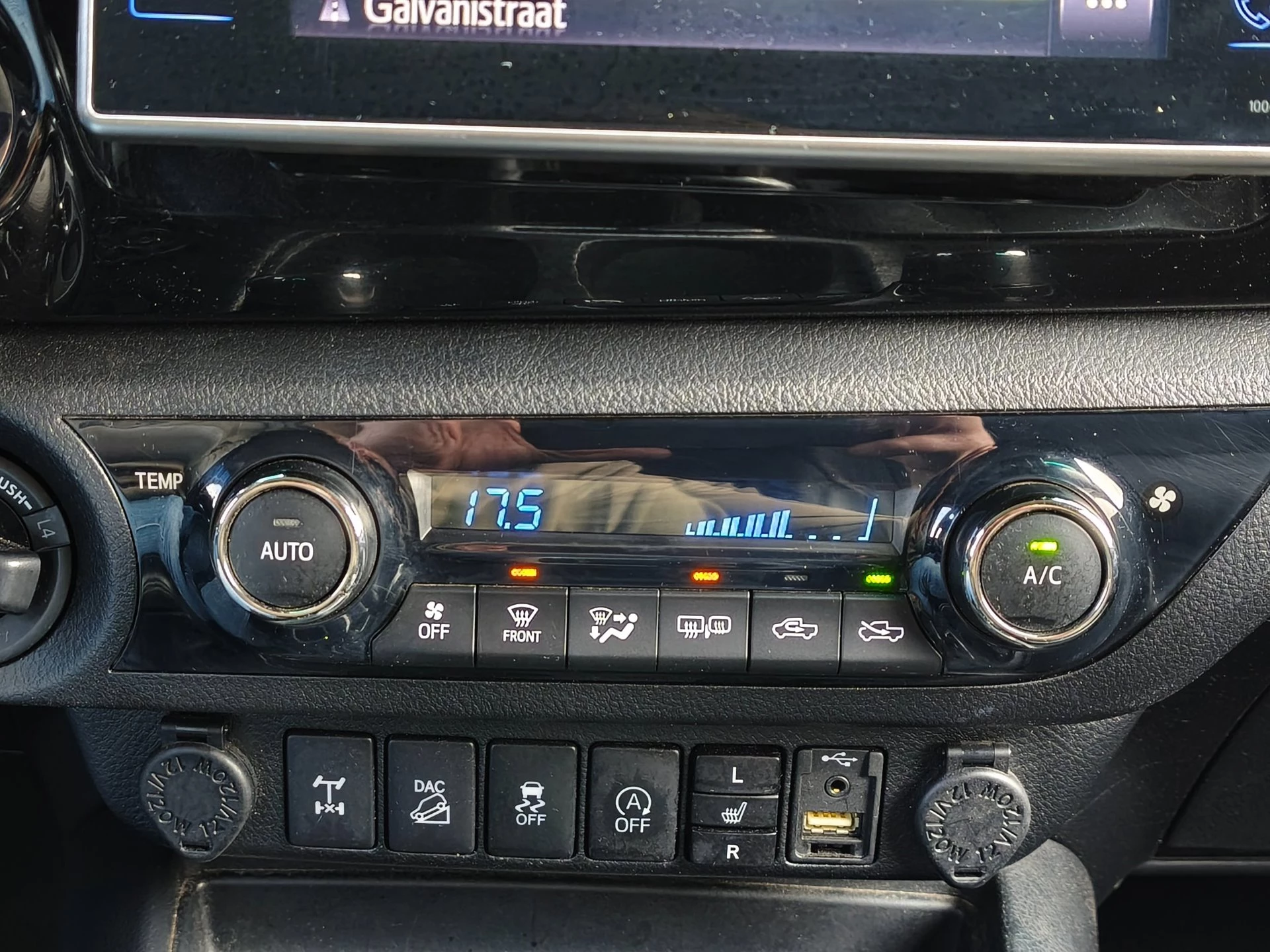 Hoofdafbeelding Toyota Hilux