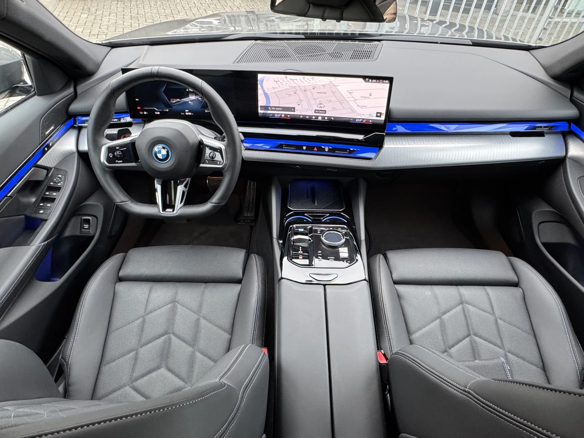 Hoofdafbeelding BMW i5