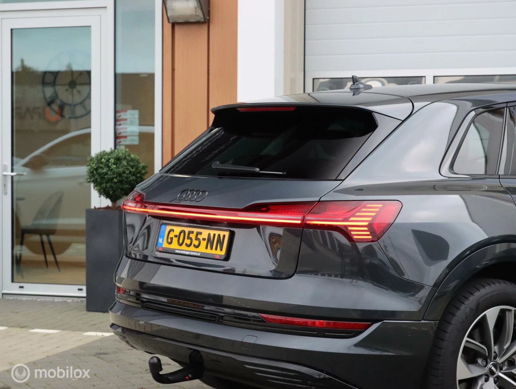 Hoofdafbeelding Audi e-tron