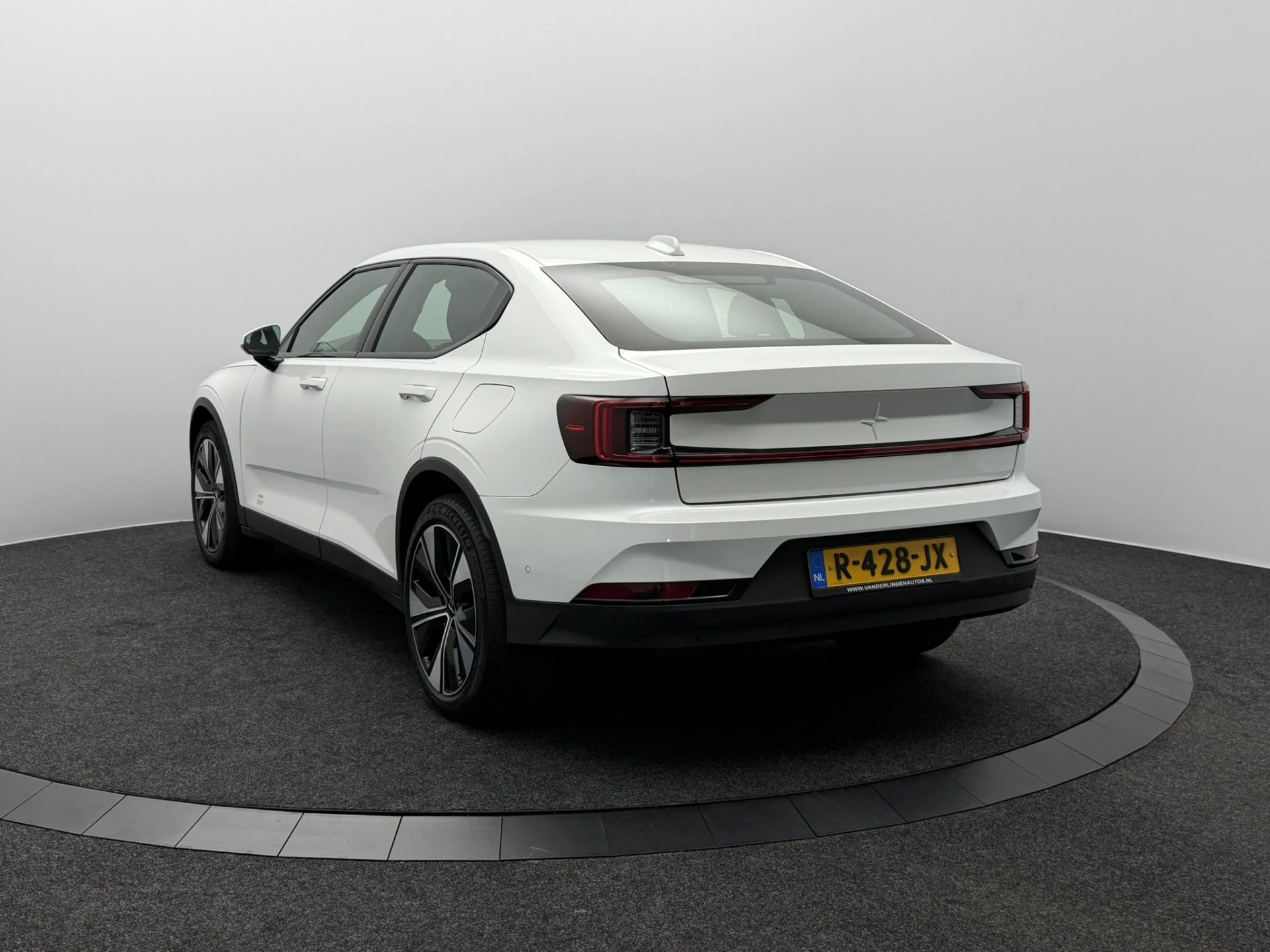 Hoofdafbeelding Polestar 2