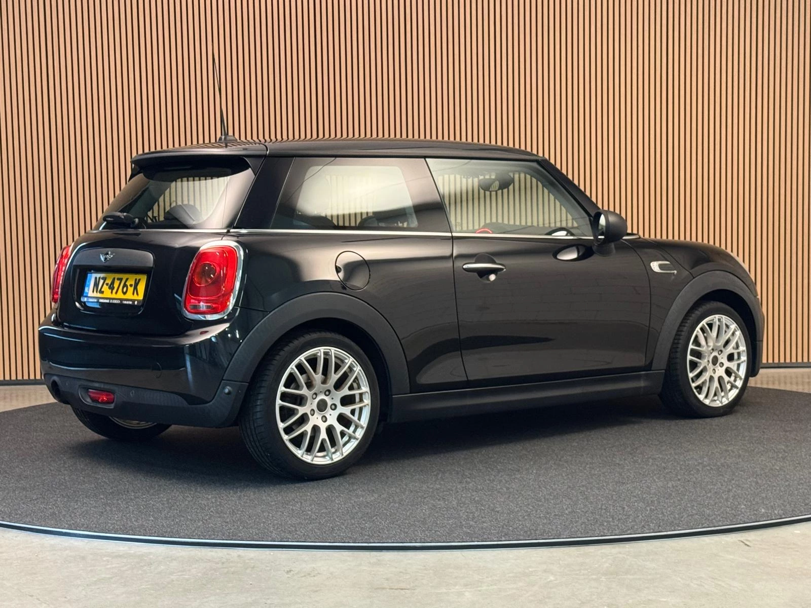 Hoofdafbeelding MINI One