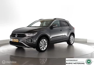Volkswagen T-Roc 1.5 TSI 150pk Automaat Business led|nav|cam|dab|tel|acc|lmv17