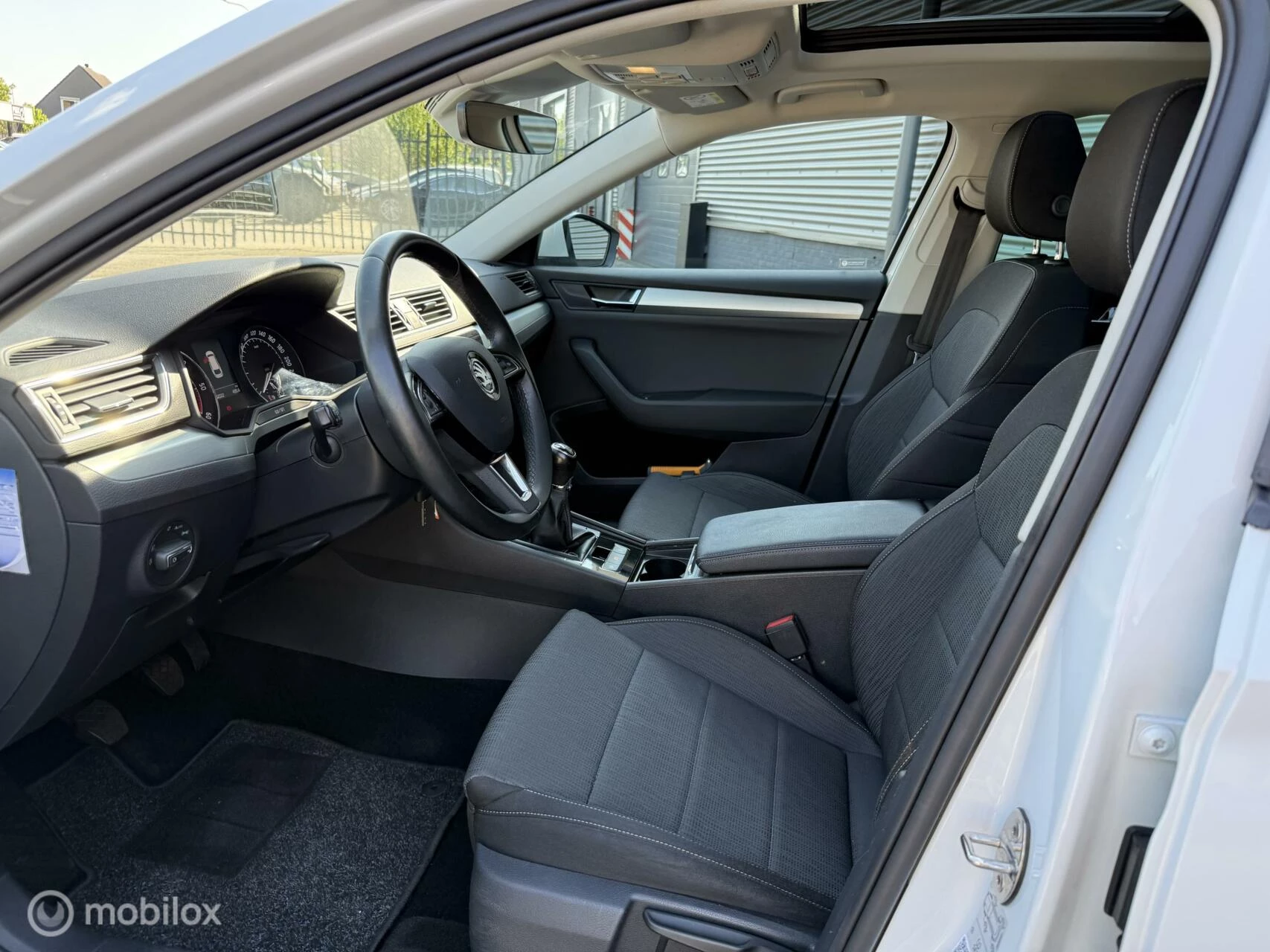 Hoofdafbeelding Škoda Superb