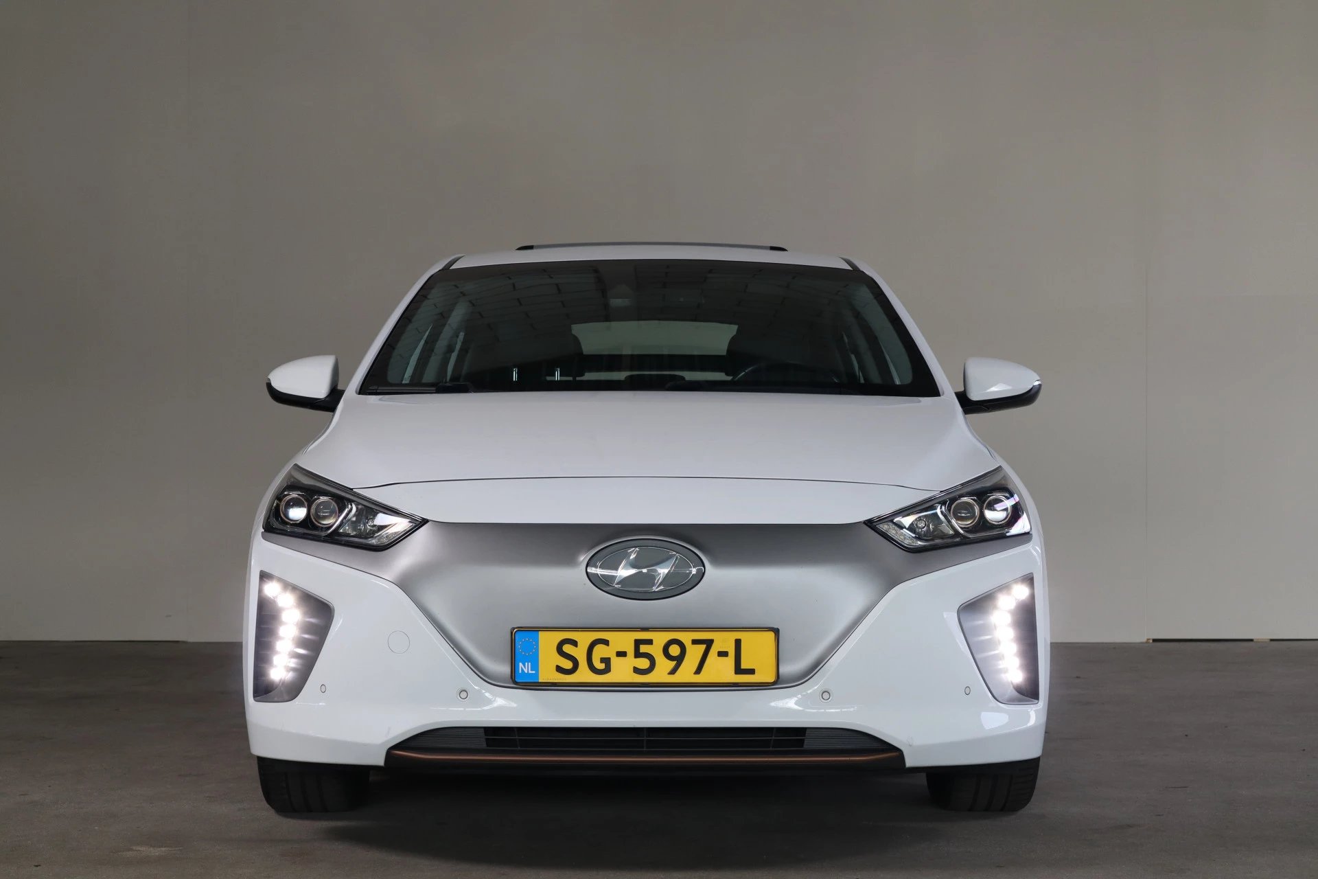 Hoofdafbeelding Hyundai IONIQ