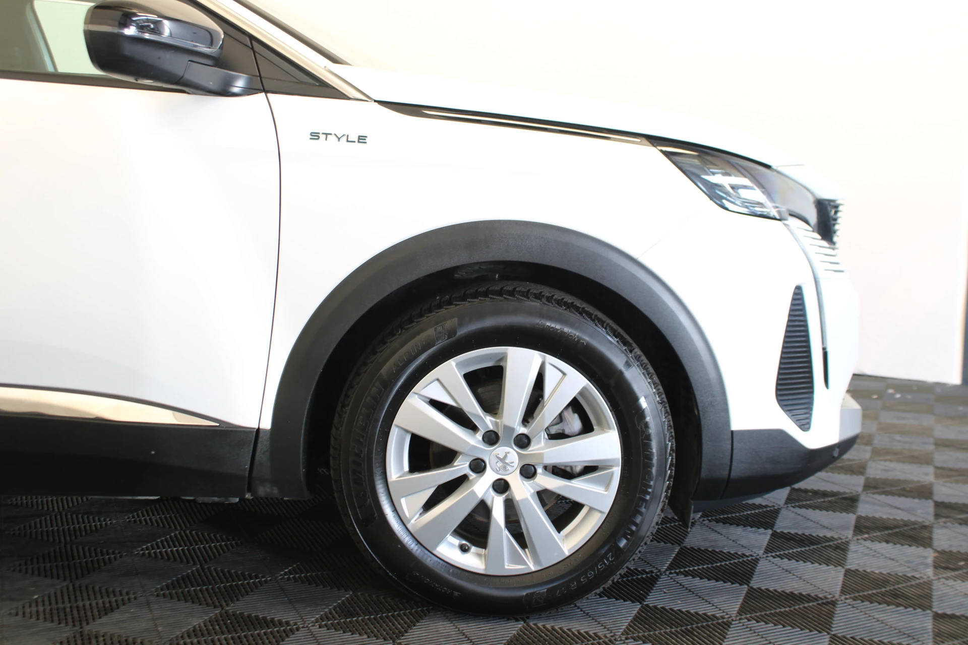 Hoofdafbeelding Peugeot 5008