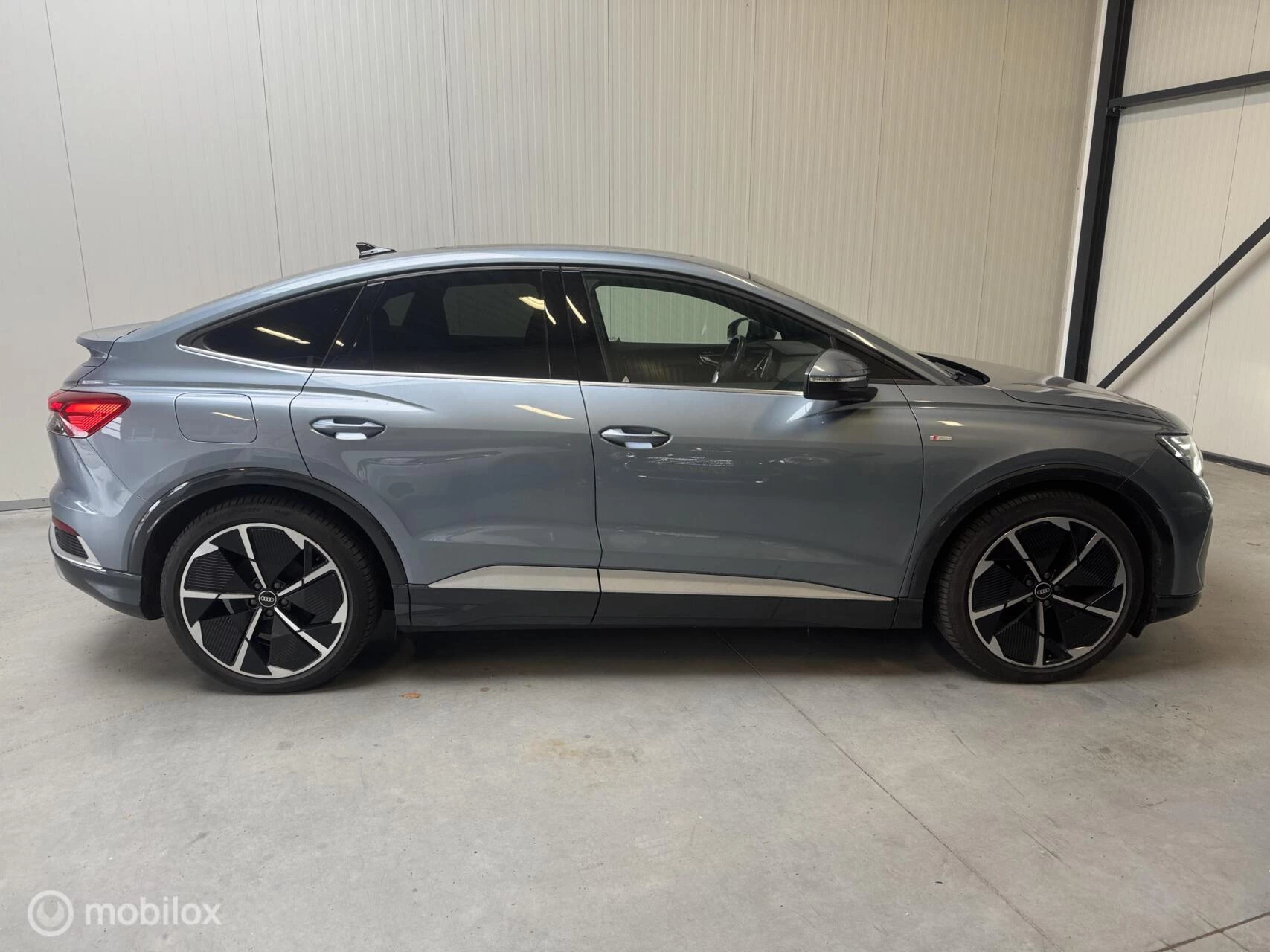 Hoofdafbeelding Audi Q4 Sportback e-tron