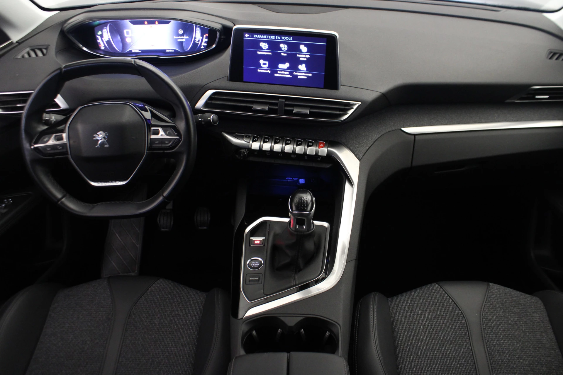 Hoofdafbeelding Peugeot 5008