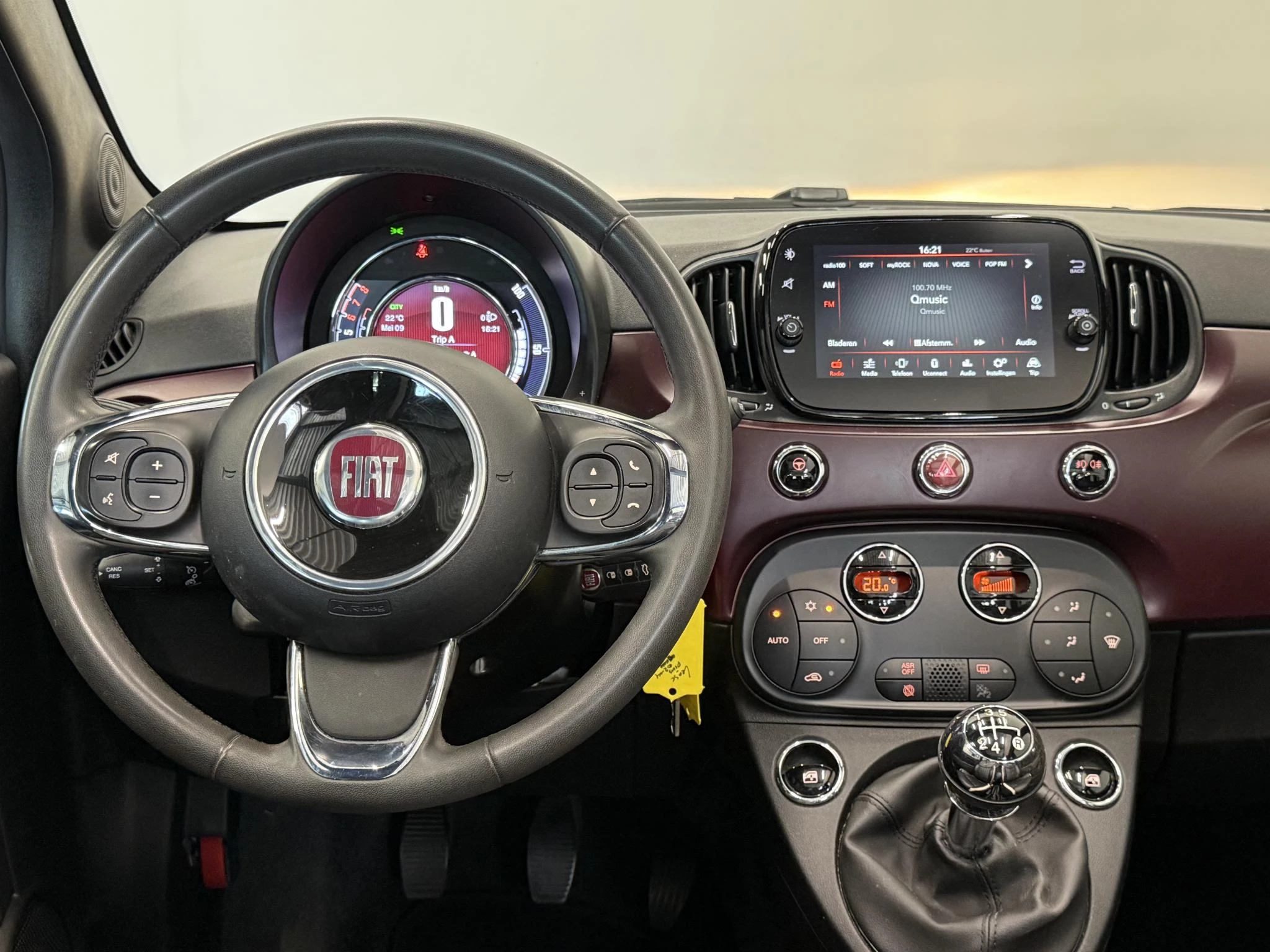 Hoofdafbeelding Fiat 500C