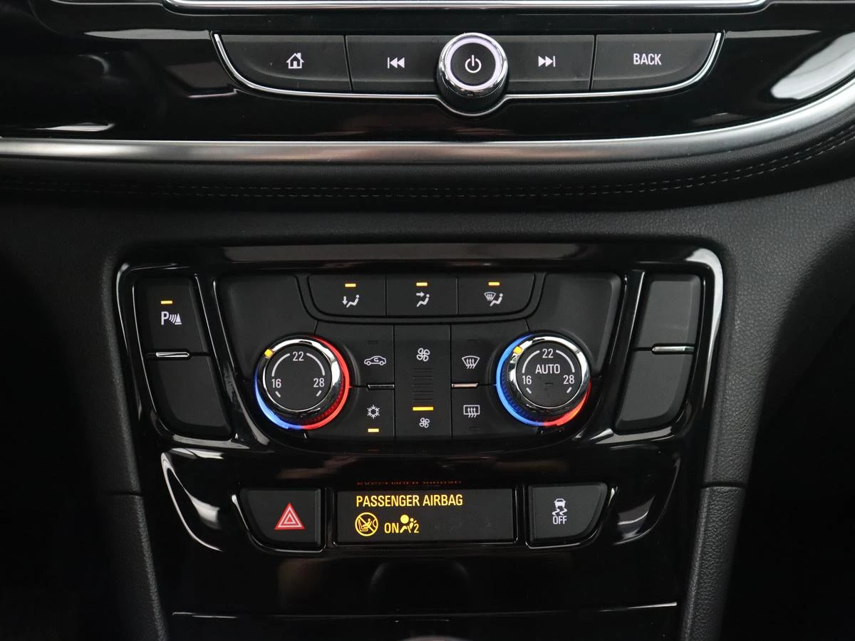 Hoofdafbeelding Opel Mokka X