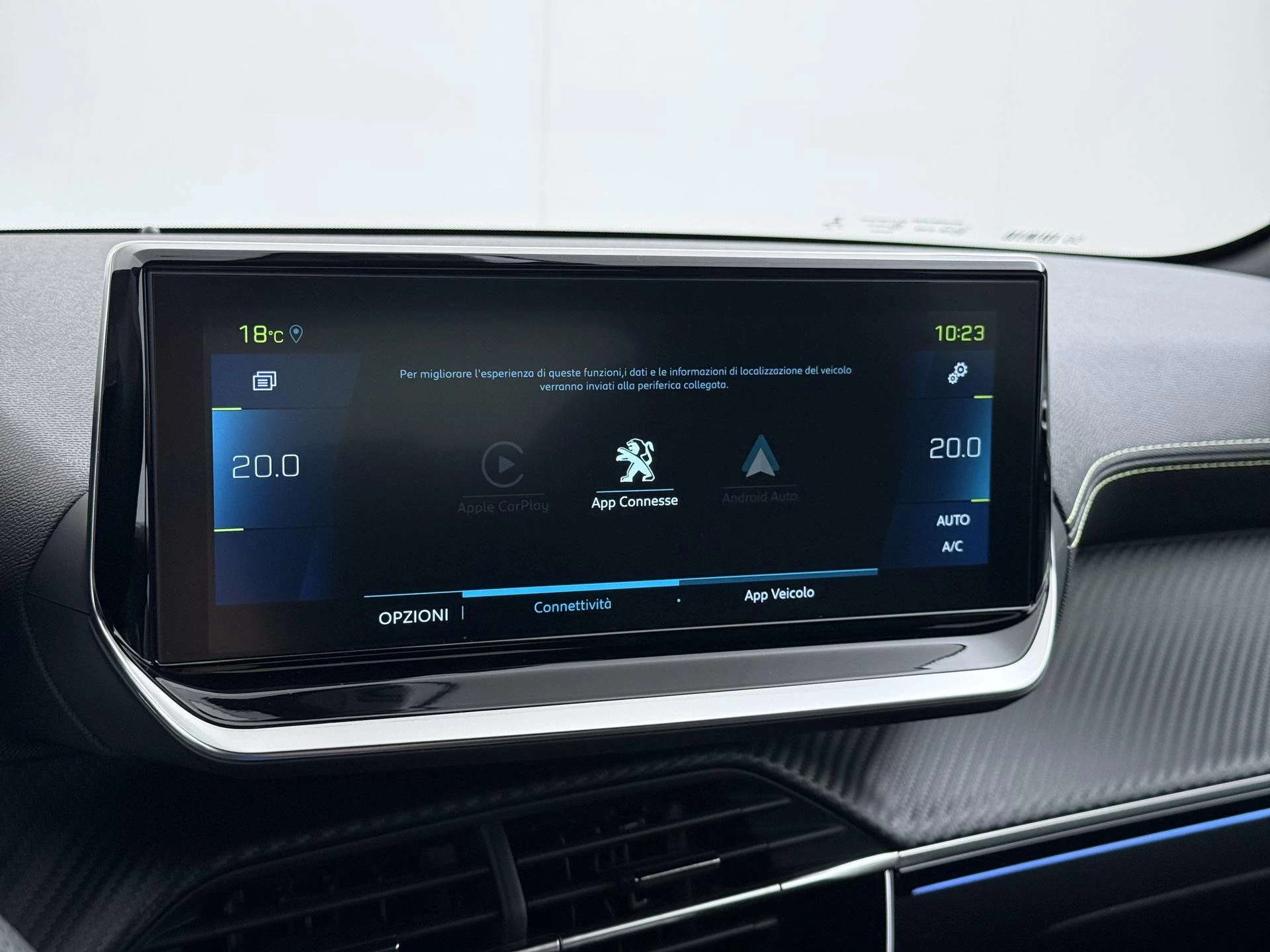 Hoofdafbeelding Peugeot e-208