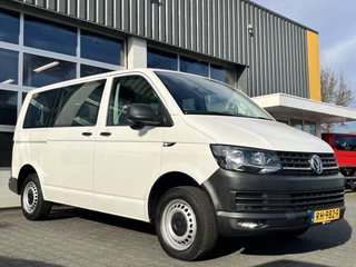 Volkswagen Transporter Kombi 2.0 TDI L1H1 BTW en BPM VRIJ!! 9-Persoons Airco Cruise control Trekhaak 2500 kg trekgewicht Buitenspiegels elektrisch verstel- en verwarm baar Parkeerhulp vóór en achter, Voorstoelen in hoogte verstelbaar
