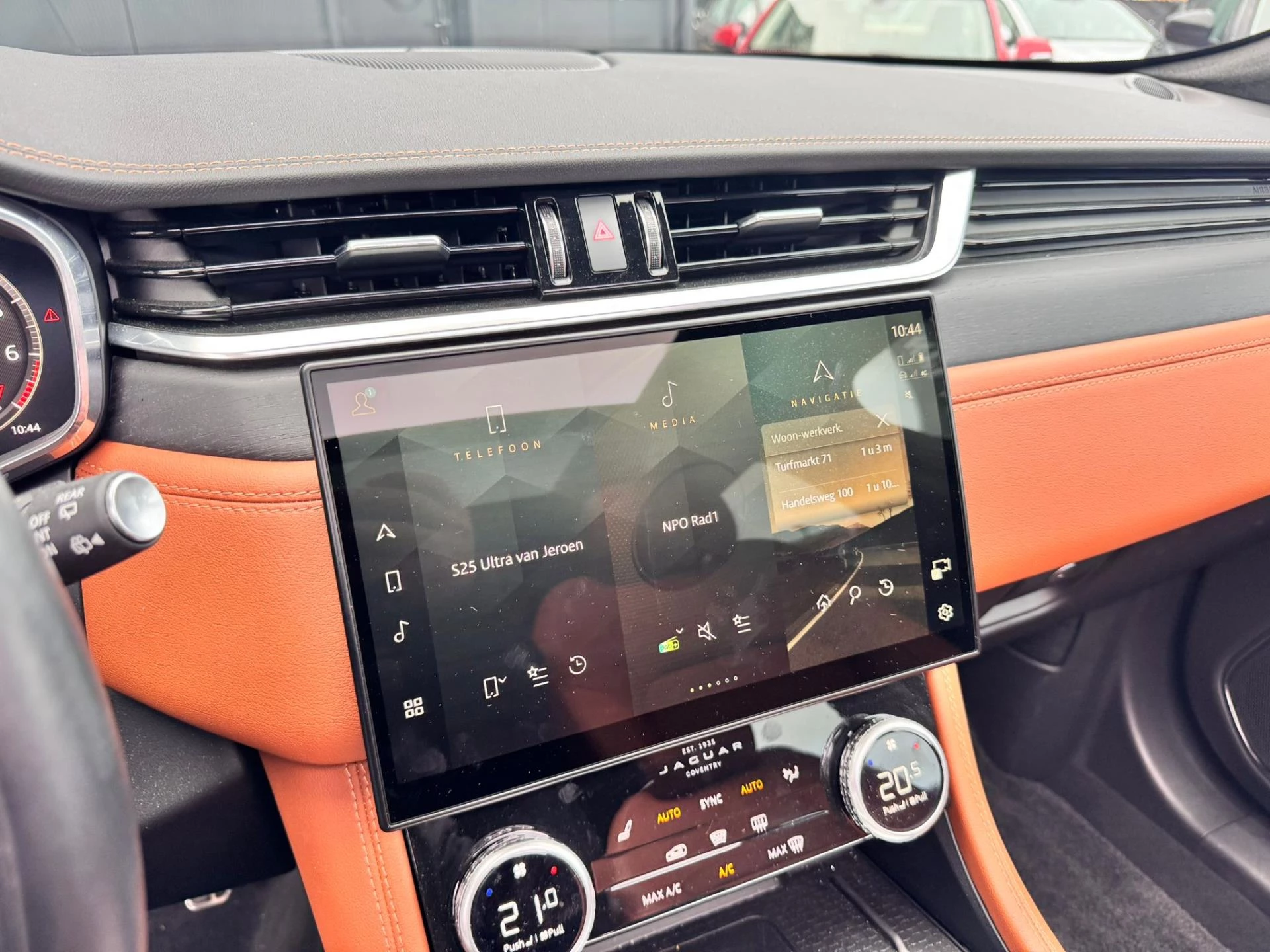 Hoofdafbeelding Jaguar F-PACE