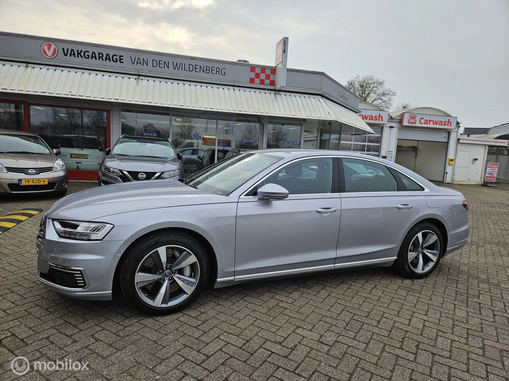 Hoofdafbeelding Audi A8