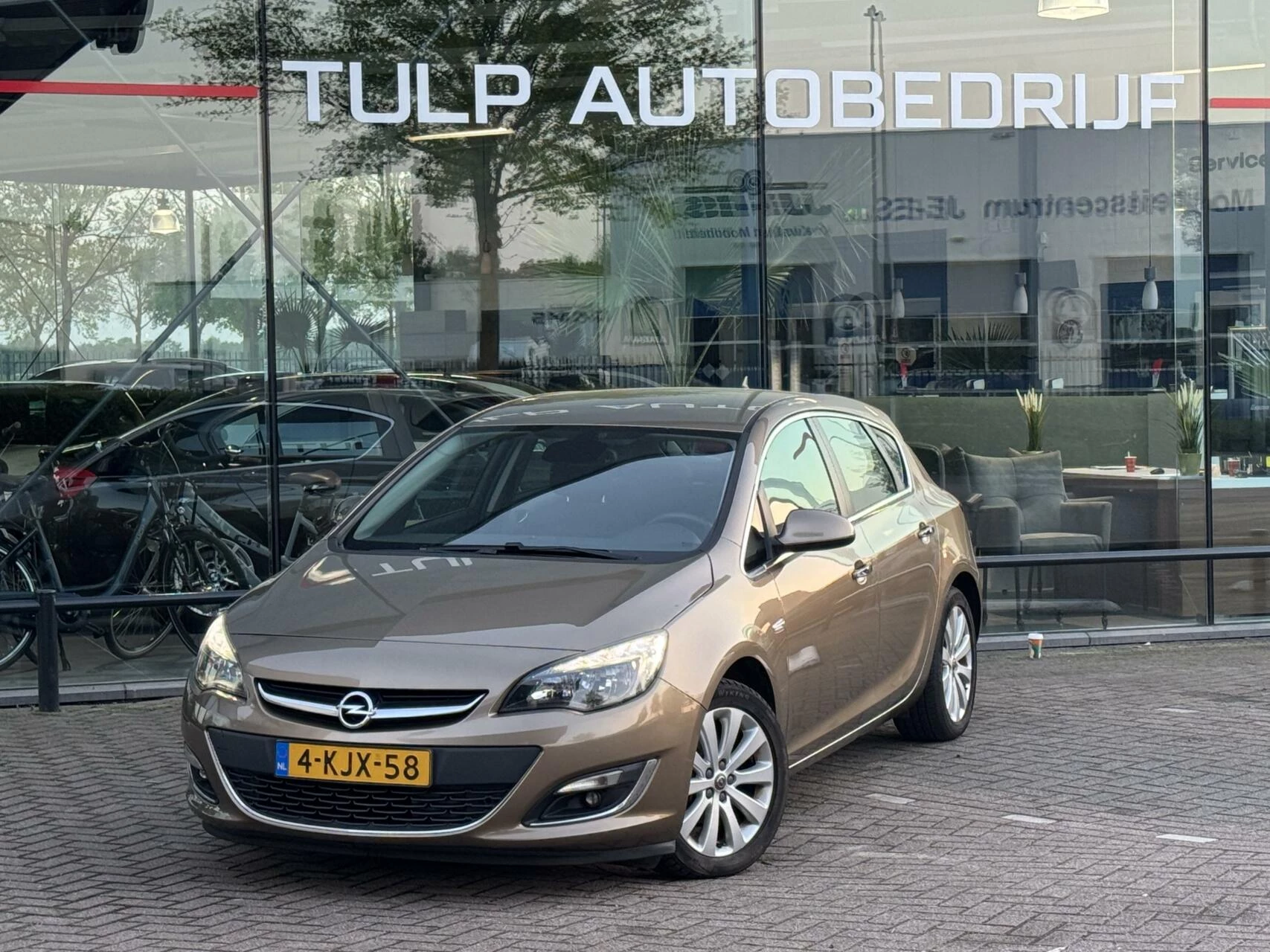 Hoofdafbeelding Opel Astra