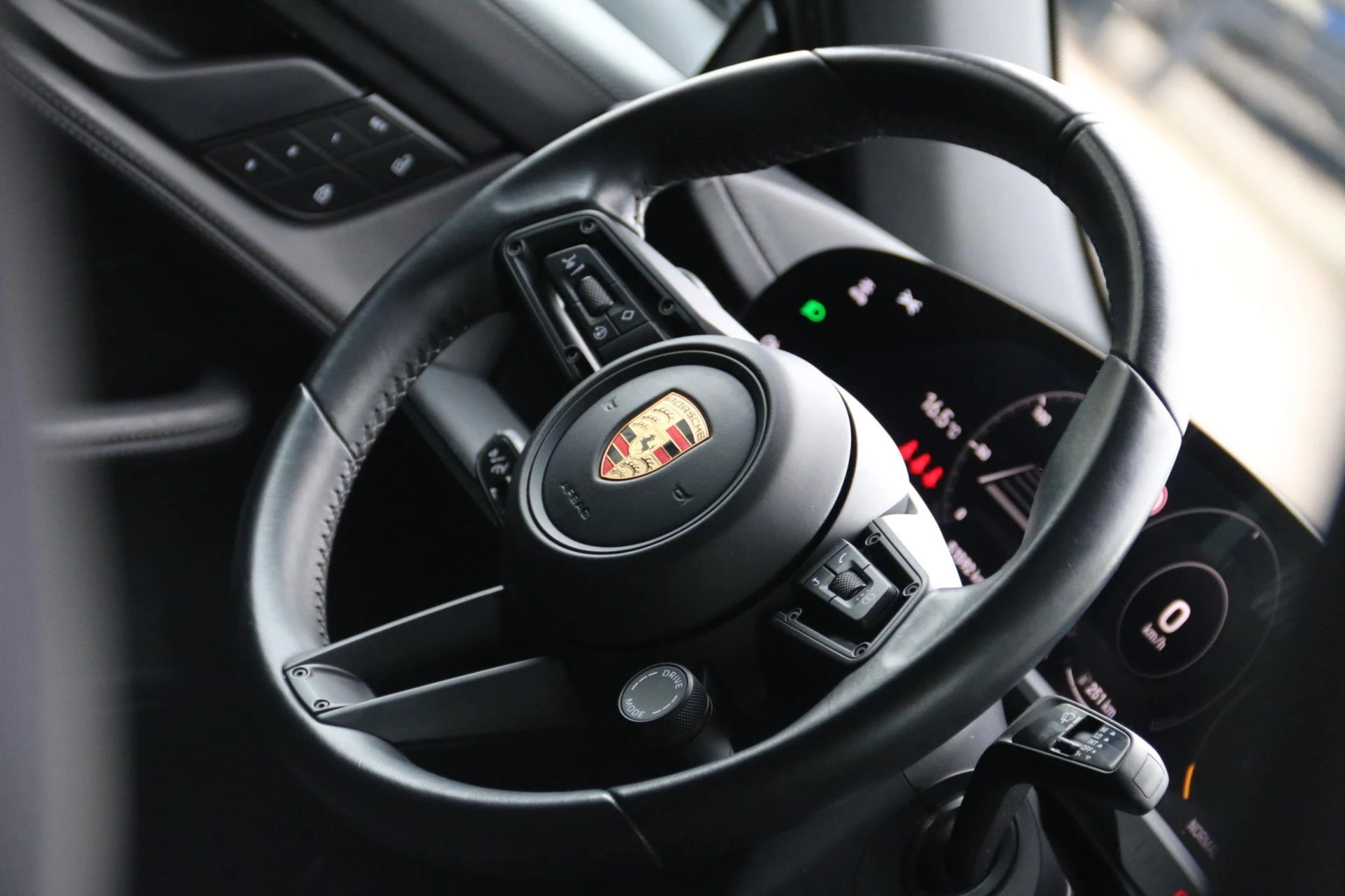Hoofdafbeelding Porsche Taycan
