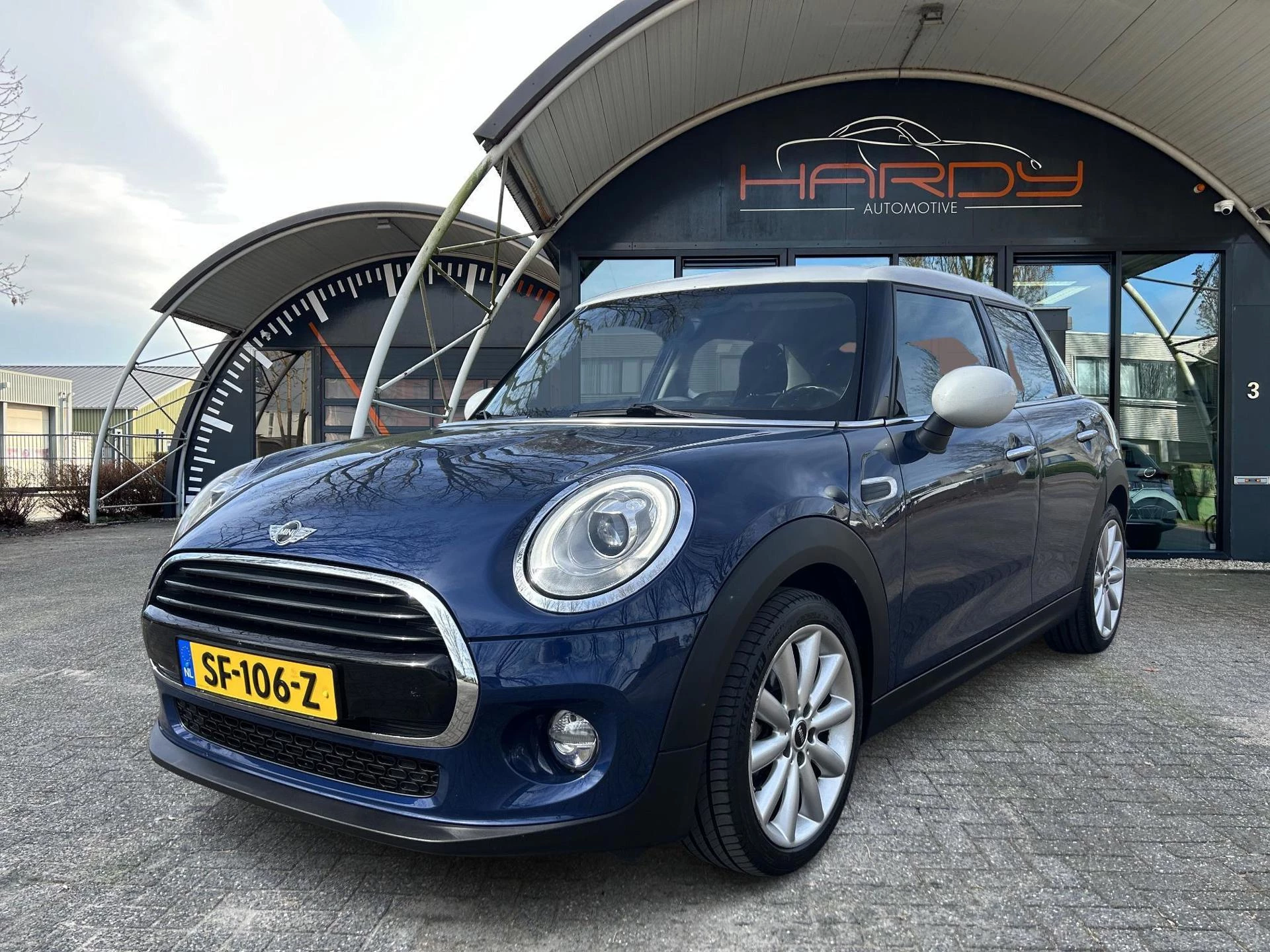 Hoofdafbeelding MINI Cooper