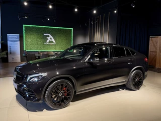 Hoofdafbeelding Mercedes-Benz GLC Mercedes-Benz GLC Coupé 250 4MATIC AMG Schuifdak|360Camera|Keyles|Leer Zwart!