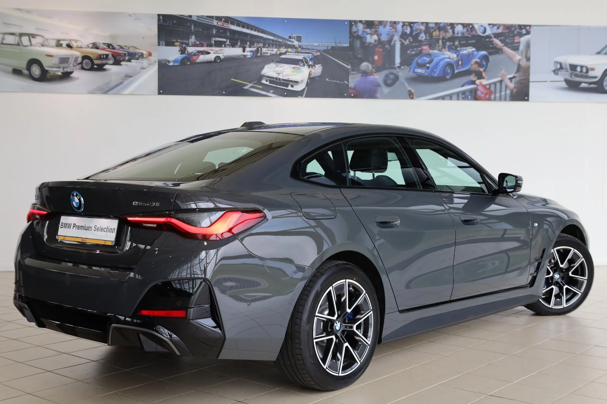 Hoofdafbeelding BMW i4