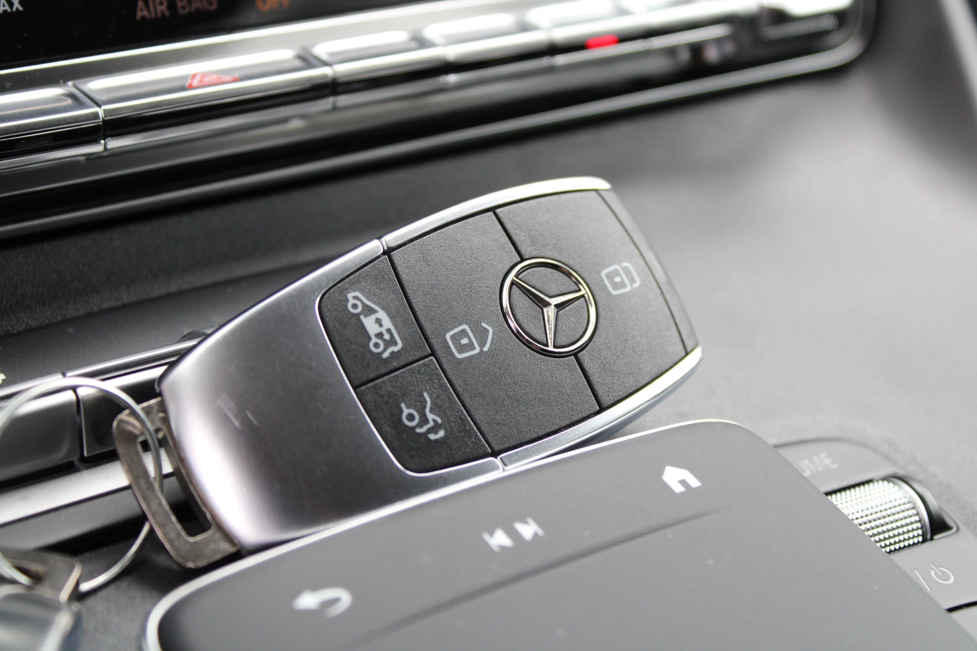 Hoofdafbeelding Mercedes-Benz EQV